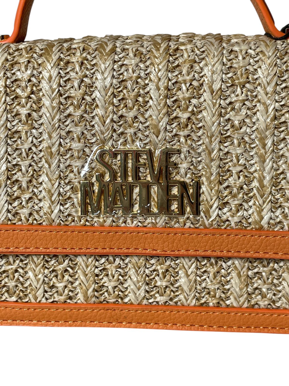 Bolsa Steve Madden Rafia con Detalles Camel – Estilo Boho Chic para Mujer