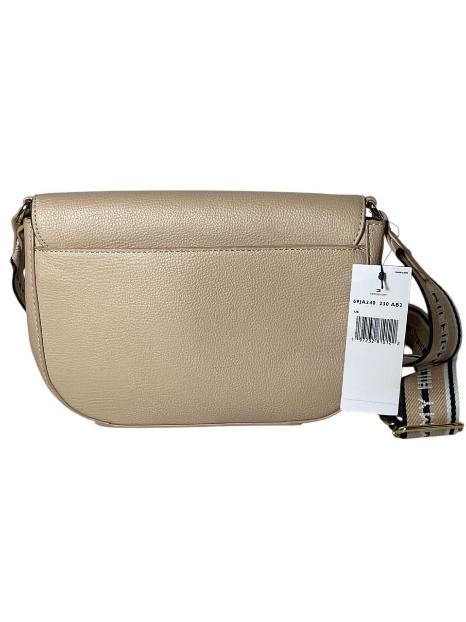 Bolsa Crossbody Tommy Hilfiger Beige – Estilo y Confort Inigualables